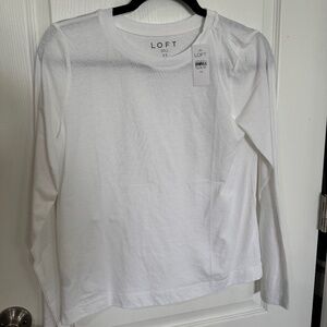 LOFT Long Sleeve Everyday Crew Tee! Size XS NWT!